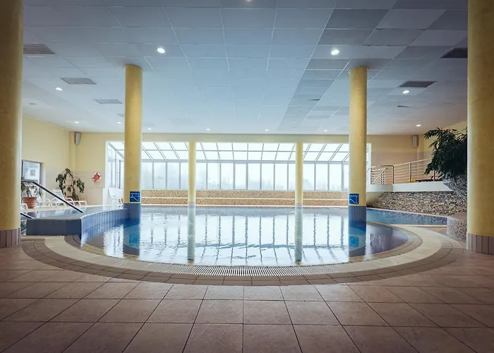 Pohorje Village Wellbeing - Forest Videc アパート ホコ・ポホリェ